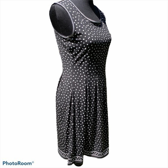 💐💐NWT PRETTY POLKA DOT DRESS 💐💐 - Picture 11 of 13